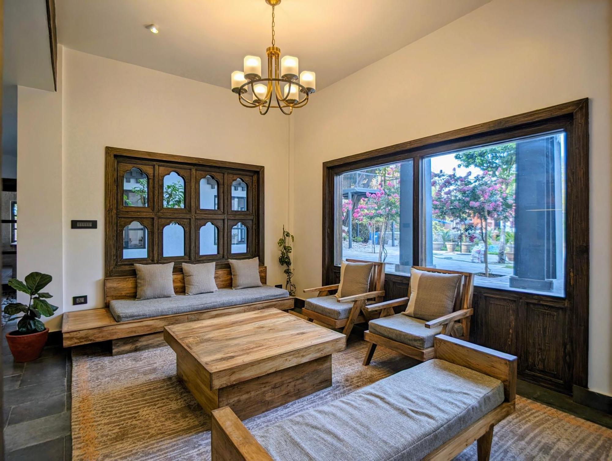 Uma Residence And Suites Kathmandu Exteriör bild