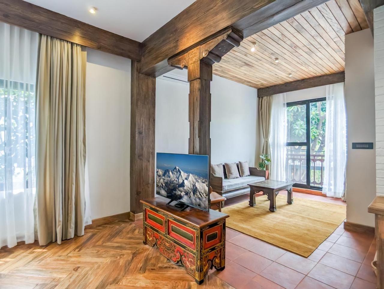 Uma Residence And Suites Kathmandu Exteriör bild